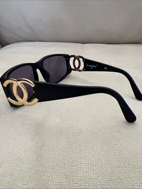 CHANEL Black Sunglasses with Gold CC Accent